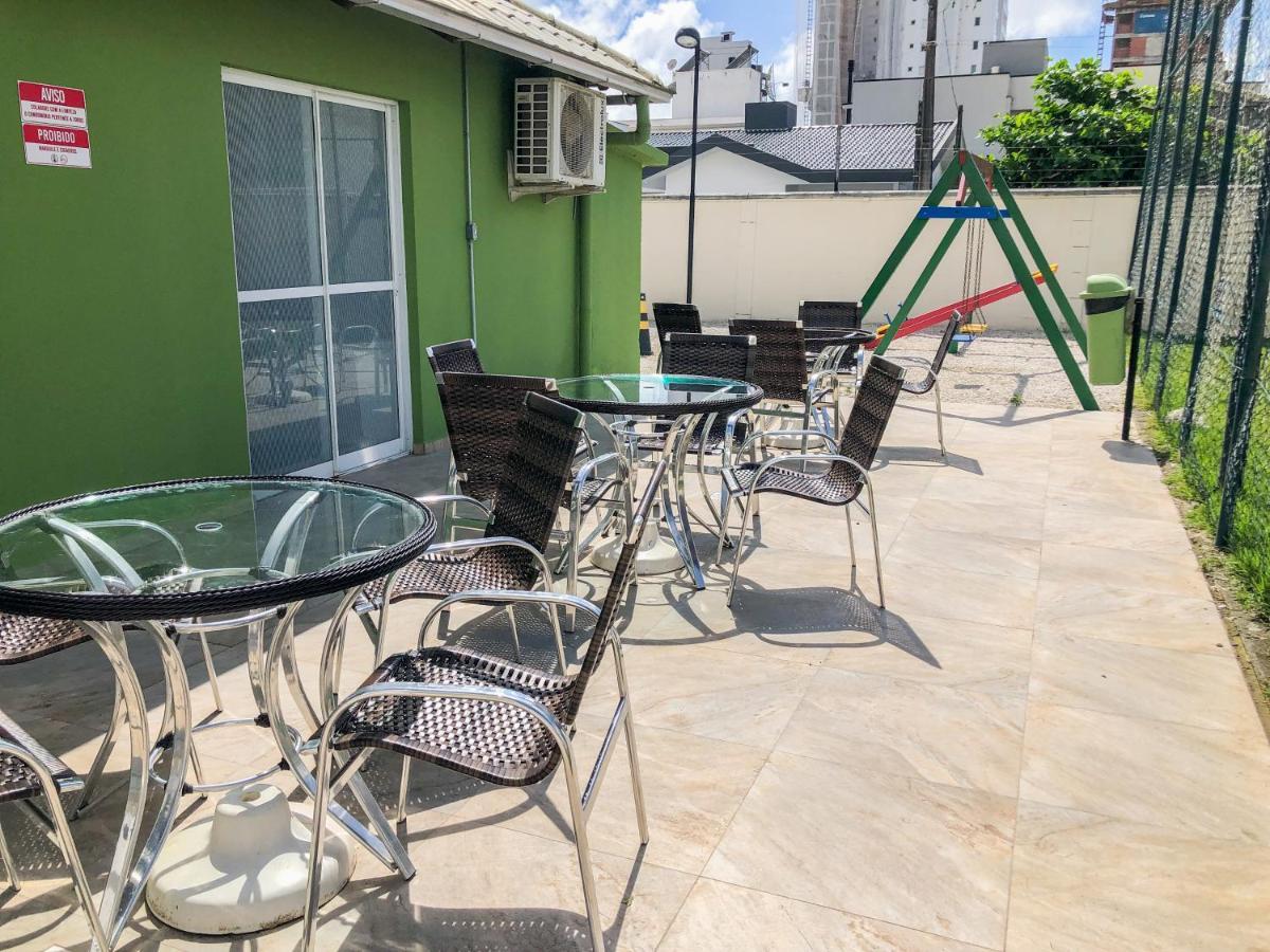 Apartamento na Praia Piçarras Esterno foto